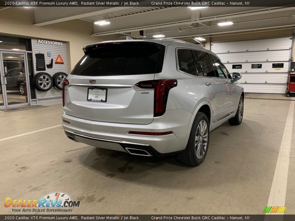 2020 Cadillac XT6 Premium Luxury AWD Radiant Silver Metallic / Jet Black Photo #4