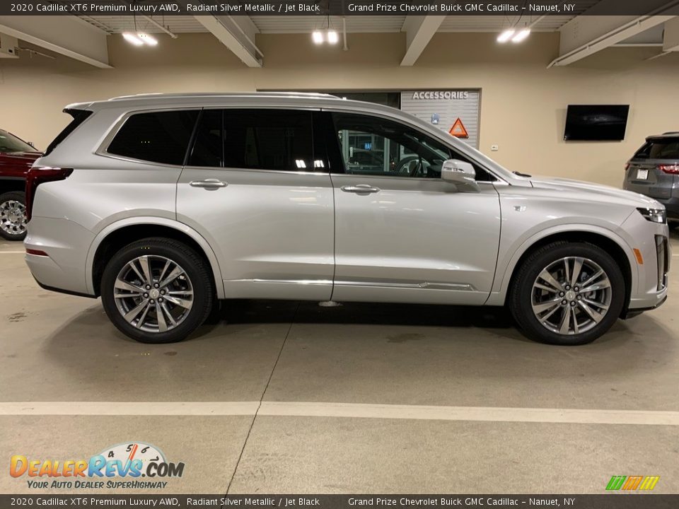 2020 Cadillac XT6 Premium Luxury AWD Radiant Silver Metallic / Jet Black Photo #6