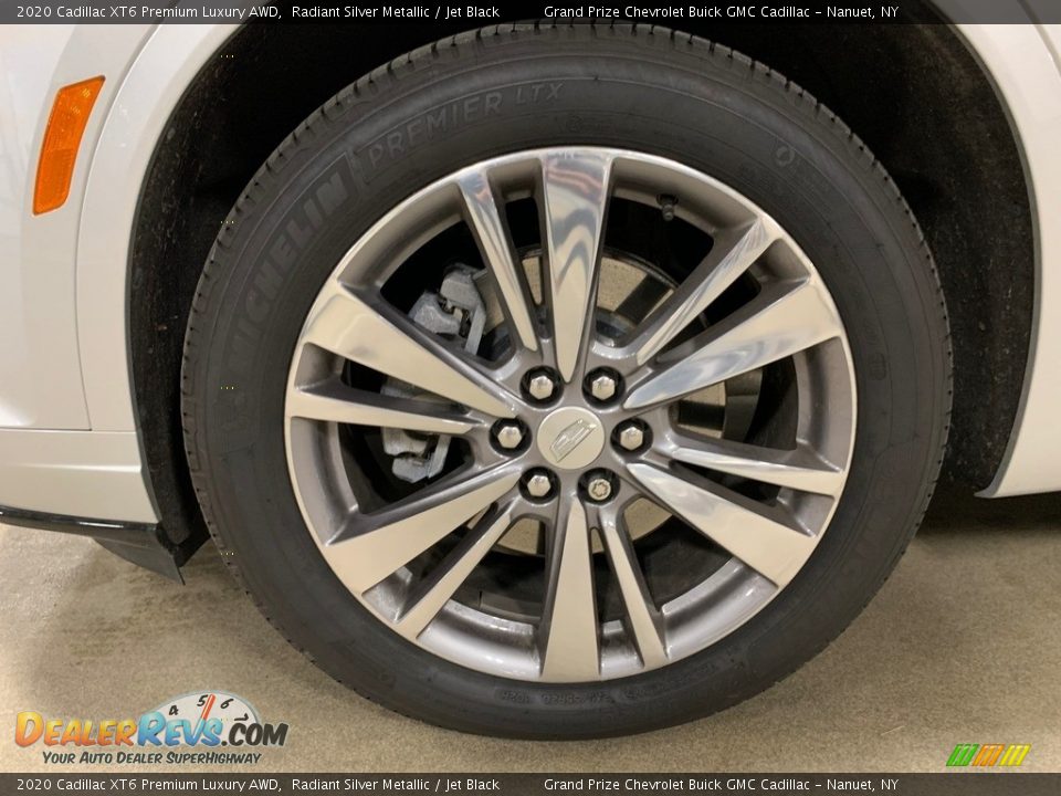 2020 Cadillac XT6 Premium Luxury AWD Radiant Silver Metallic / Jet Black Photo #9