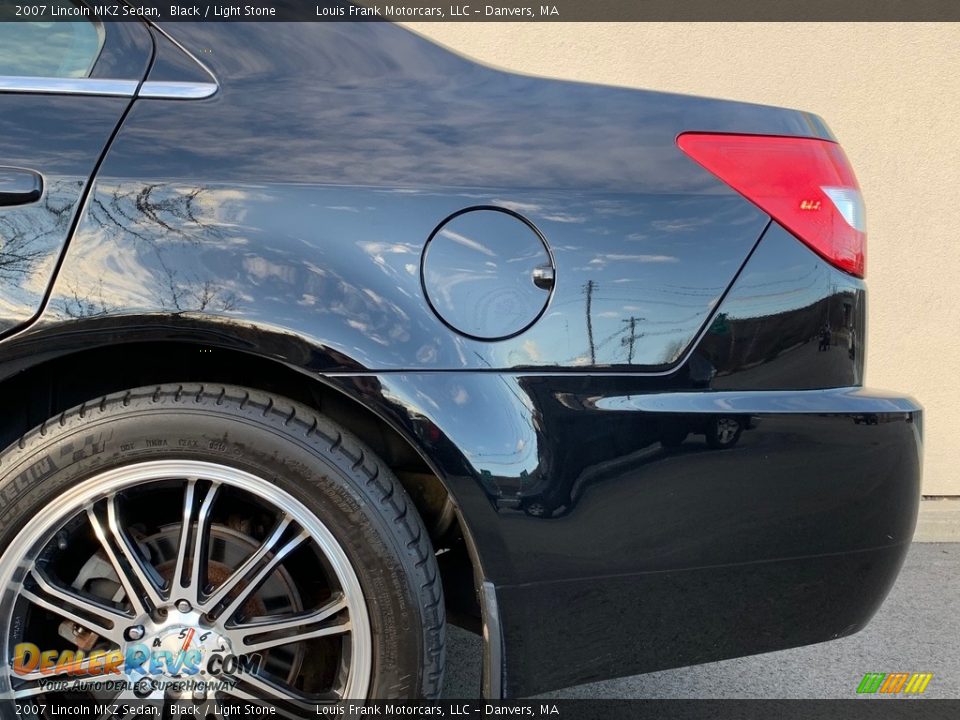 2007 Lincoln MKZ Sedan Black / Light Stone Photo #33