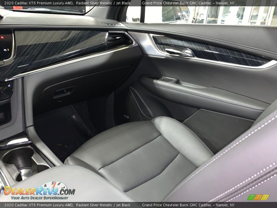 2020 Cadillac XT6 Premium Luxury AWD Radiant Silver Metallic / Jet Black Photo #20