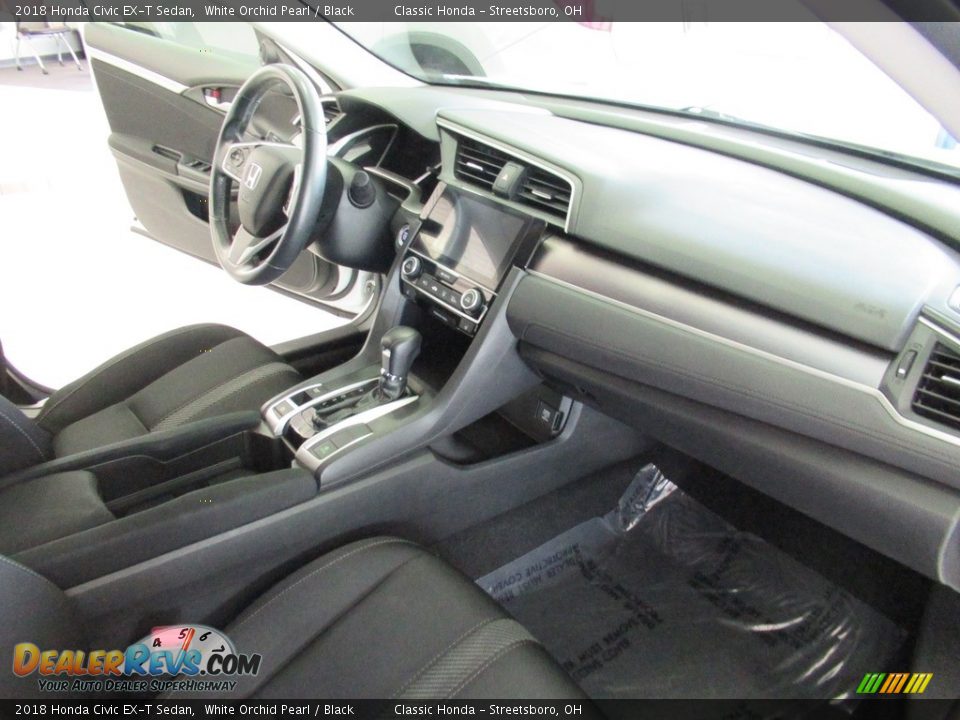 Black Interior - 2018 Honda Civic EX-T Sedan Photo #15