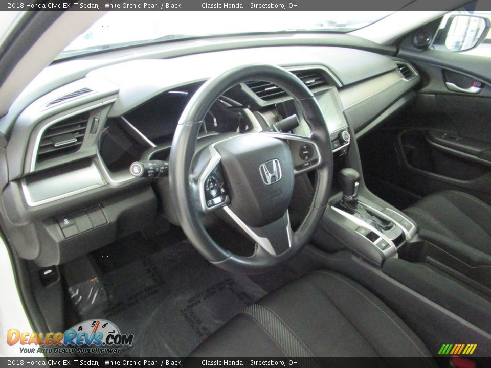 Dashboard of 2018 Honda Civic EX-T Sedan Photo #27