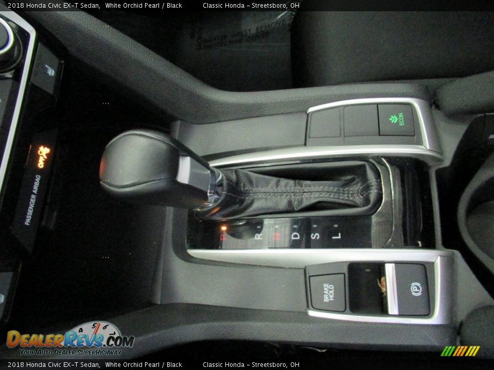 2018 Honda Civic EX-T Sedan Shifter Photo #32