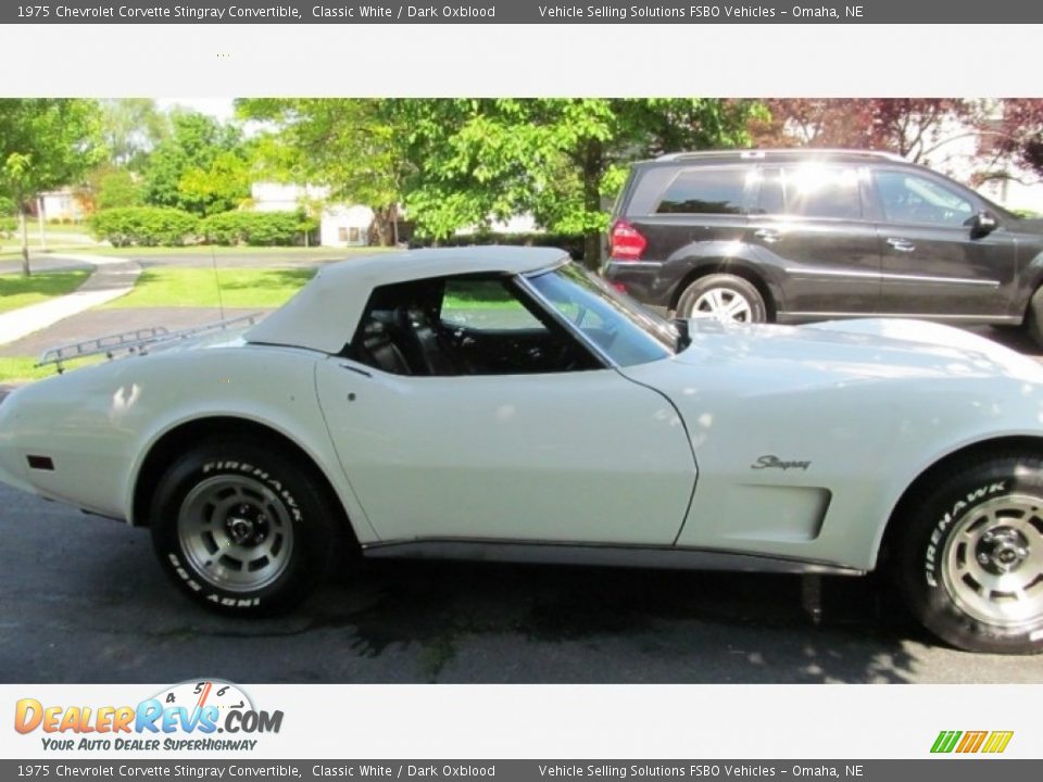 1975 Chevrolet Corvette Stingray Convertible Classic White / Dark Oxblood Photo #21