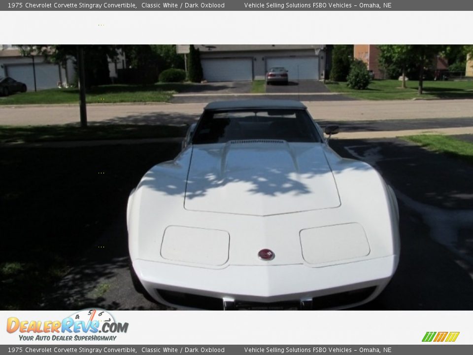 1975 Chevrolet Corvette Stingray Convertible Classic White / Dark Oxblood Photo #36