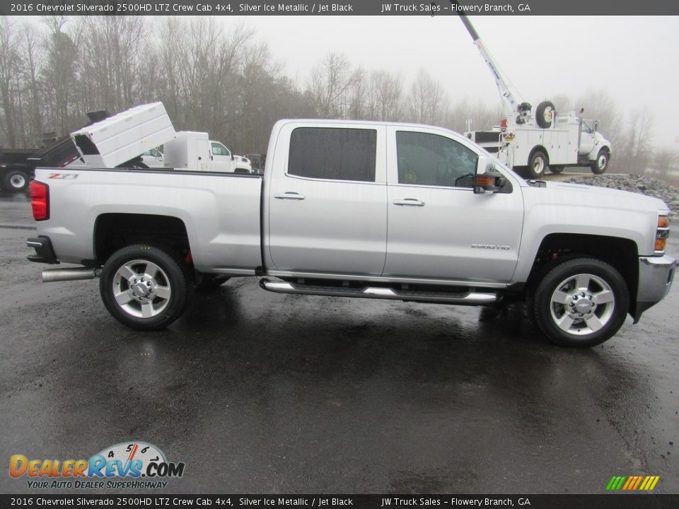 Silver Ice Metallic 2016 Chevrolet Silverado 2500HD LTZ Crew Cab 4x4 Photo #6