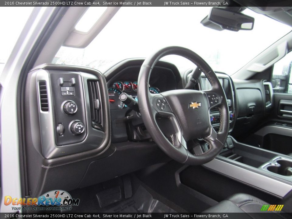 Dashboard of 2016 Chevrolet Silverado 2500HD LTZ Crew Cab 4x4 Photo #21