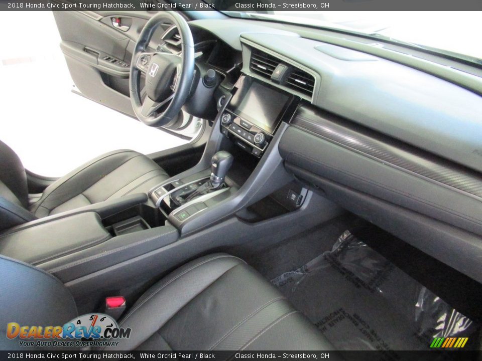 Black Interior - 2018 Honda Civic Sport Touring Hatchback Photo #15