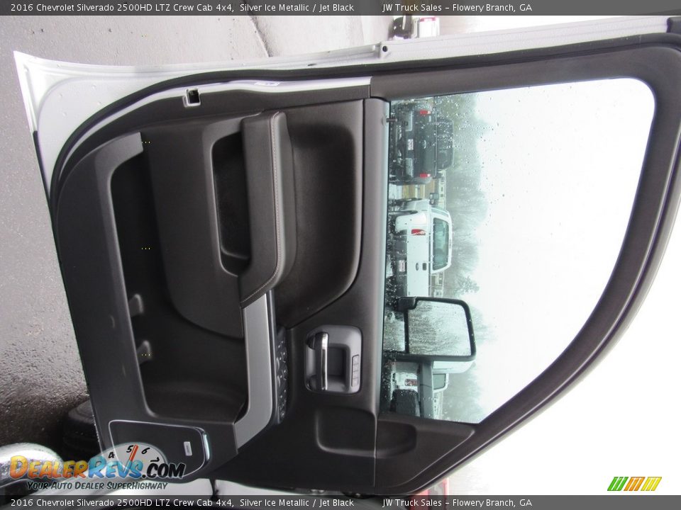 2016 Chevrolet Silverado 2500HD LTZ Crew Cab 4x4 Silver Ice Metallic / Jet Black Photo #27