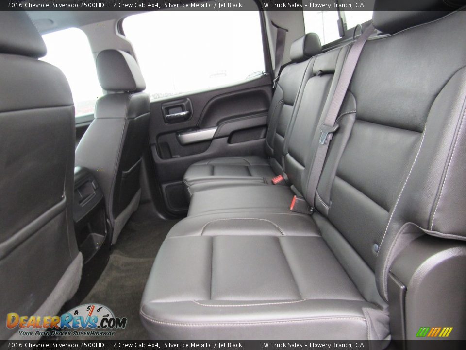 2016 Chevrolet Silverado 2500HD LTZ Crew Cab 4x4 Silver Ice Metallic / Jet Black Photo #31