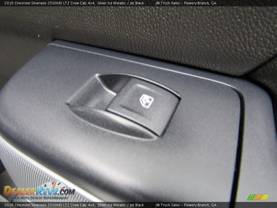 2016 Chevrolet Silverado 2500HD LTZ Crew Cab 4x4 Silver Ice Metallic / Jet Black Photo #34