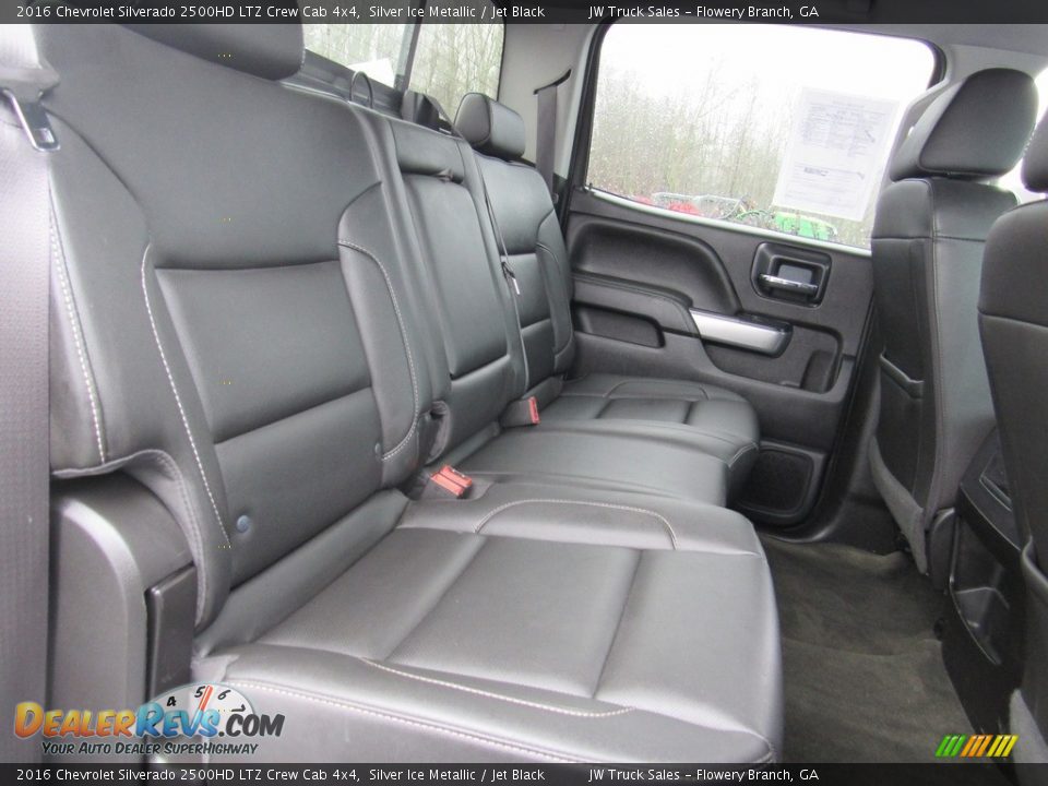 Rear Seat of 2016 Chevrolet Silverado 2500HD LTZ Crew Cab 4x4 Photo #35