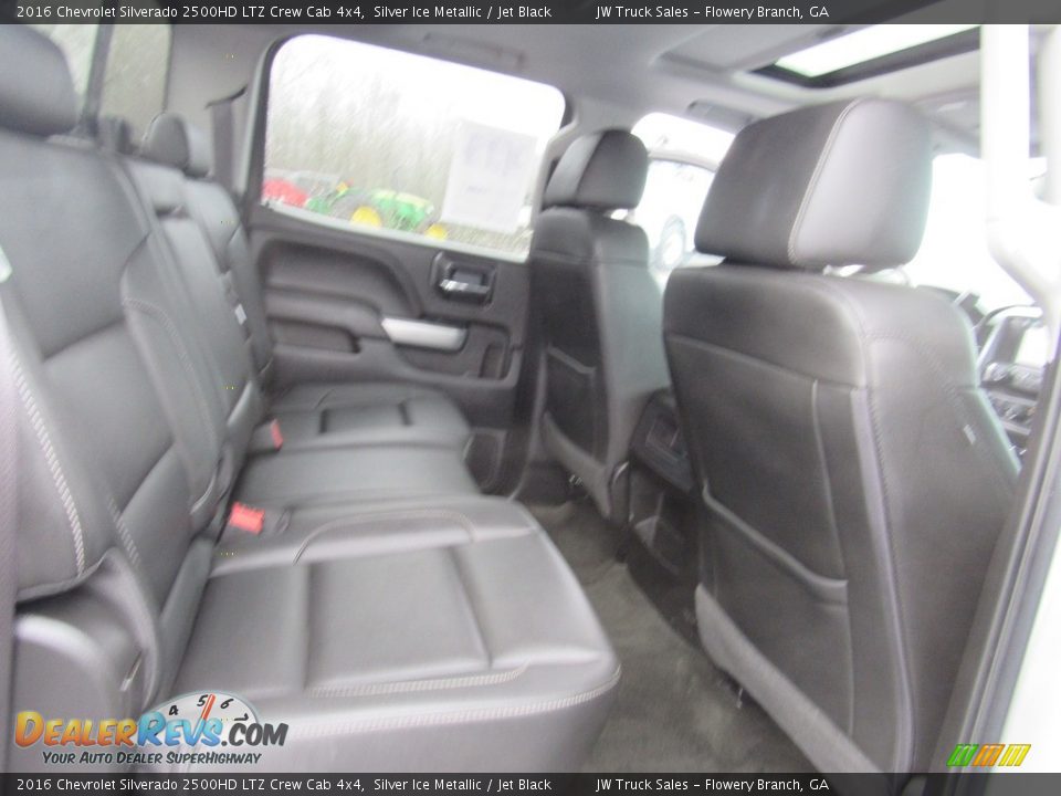 2016 Chevrolet Silverado 2500HD LTZ Crew Cab 4x4 Silver Ice Metallic / Jet Black Photo #36
