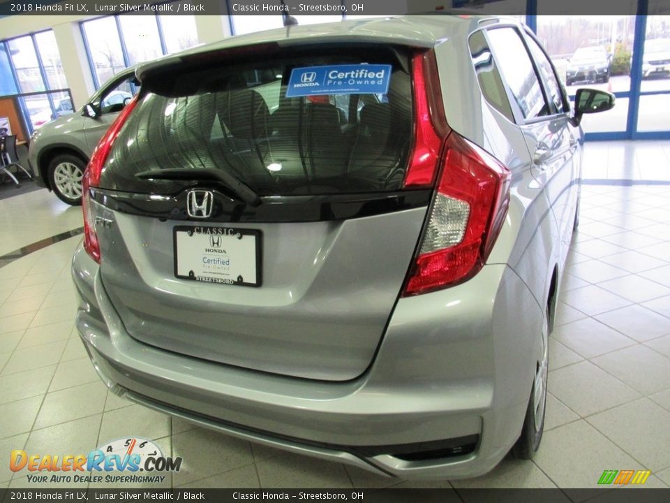 2018 Honda Fit LX Lunar Silver Metallic / Black Photo #10