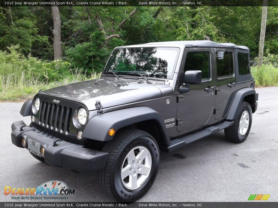 2016 Jeep Wrangler Unlimited Sport 4x4 Granite Crystal Metallic / Black Photo #2