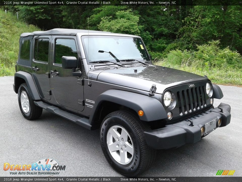 2016 Jeep Wrangler Unlimited Sport 4x4 Granite Crystal Metallic / Black Photo #4