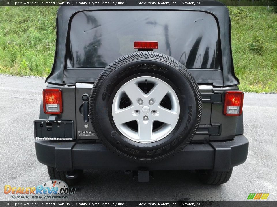 2016 Jeep Wrangler Unlimited Sport 4x4 Granite Crystal Metallic / Black Photo #7