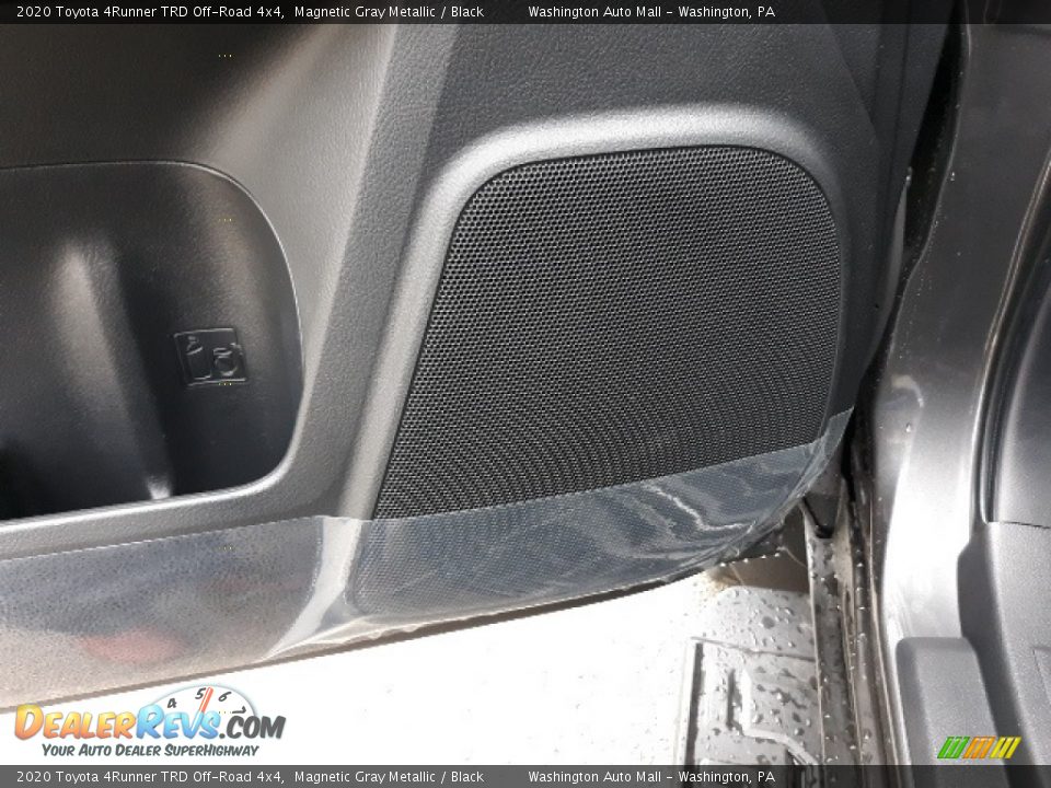 2020 Toyota 4Runner TRD Off-Road 4x4 Magnetic Gray Metallic / Black Photo #32