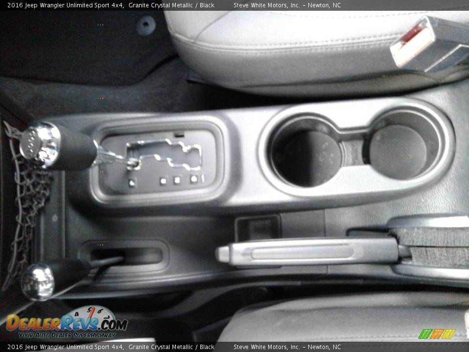 2016 Jeep Wrangler Unlimited Sport 4x4 Granite Crystal Metallic / Black Photo #24