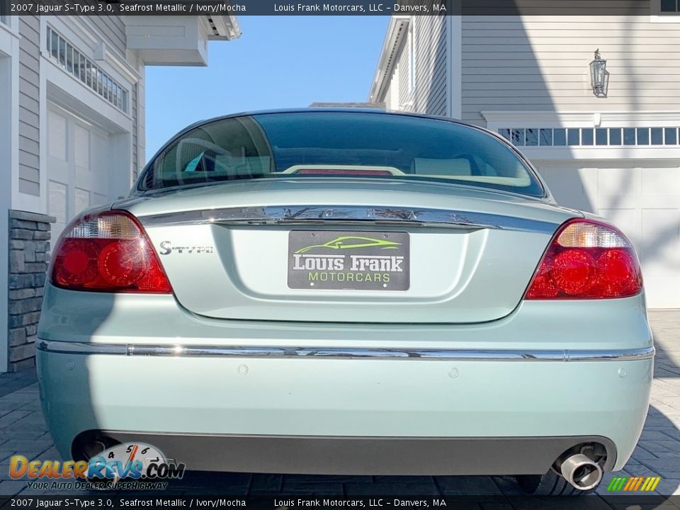 2007 Jaguar S-Type 3.0 Seafrost Metallic / Ivory/Mocha Photo #23