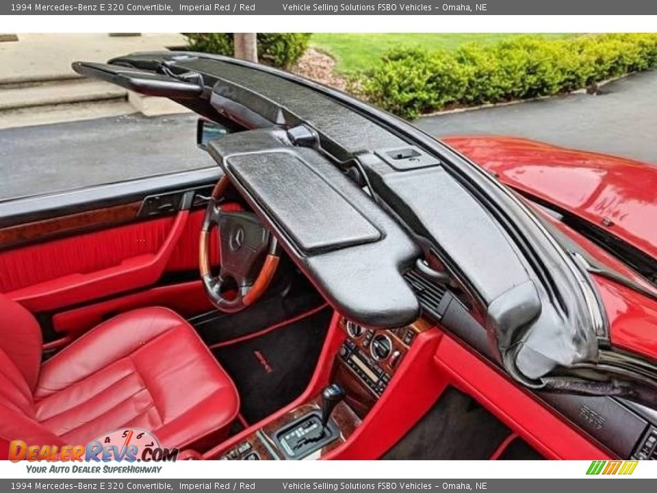 1994 Mercedes-Benz E 320 Convertible Imperial Red / Red Photo #20