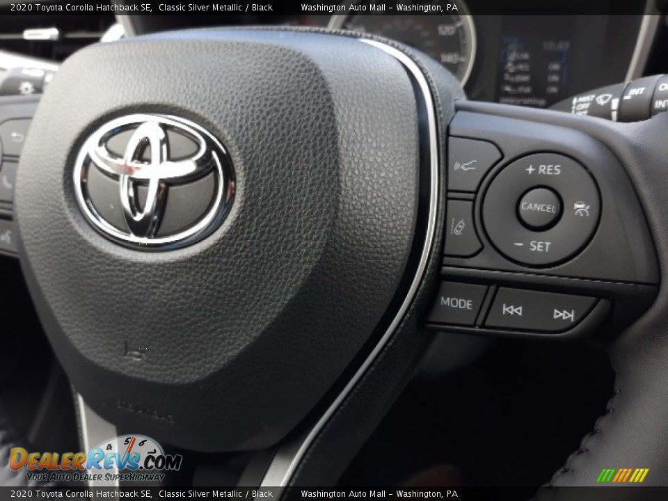 2020 Toyota Corolla Hatchback SE Classic Silver Metallic / Black Photo #5