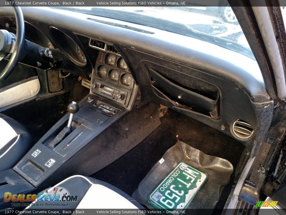 1977 Chevrolet Corvette Coupe Black / Black Photo #3