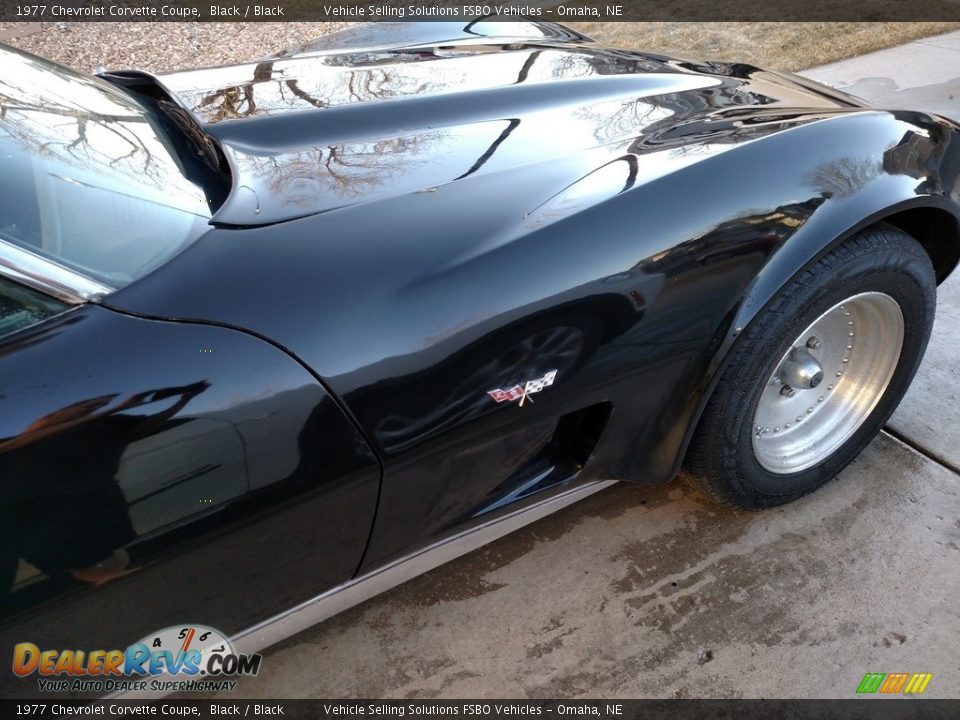 1977 Chevrolet Corvette Coupe Black / Black Photo #11