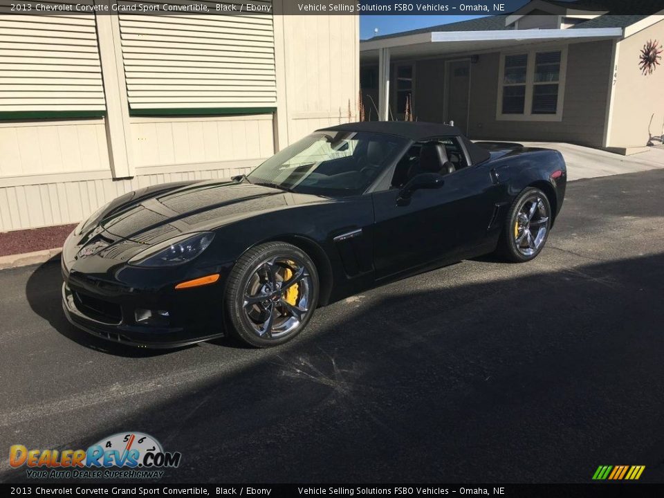 Front 3/4 View of 2013 Chevrolet Corvette Grand Sport Convertible Photo #22