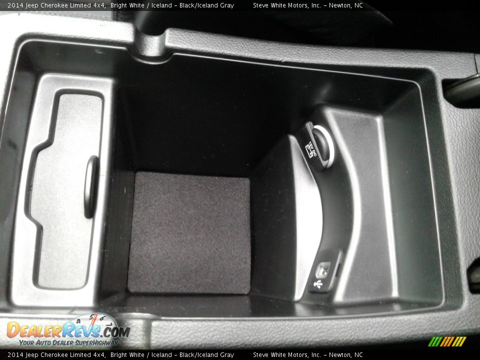 2014 Jeep Cherokee Limited 4x4 Bright White / Iceland - Black/Iceland Gray Photo #30