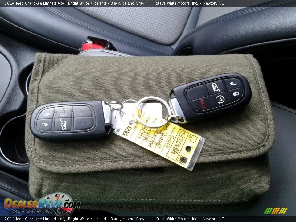 2014 Jeep Cherokee Limited 4x4 Bright White / Iceland - Black/Iceland Gray Photo #33