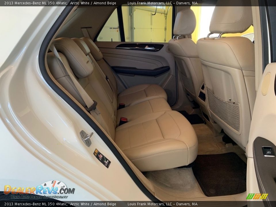 2013 Mercedes-Benz ML 350 4Matic Arctic White / Almond Beige Photo #16