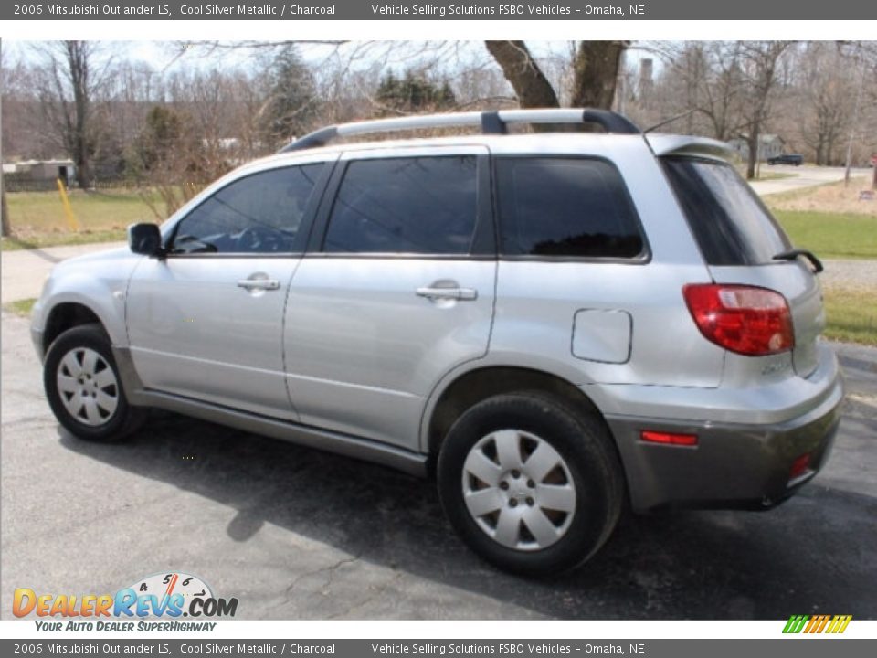 2006 Mitsubishi Outlander LS Cool Silver Metallic / Charcoal Photo #1