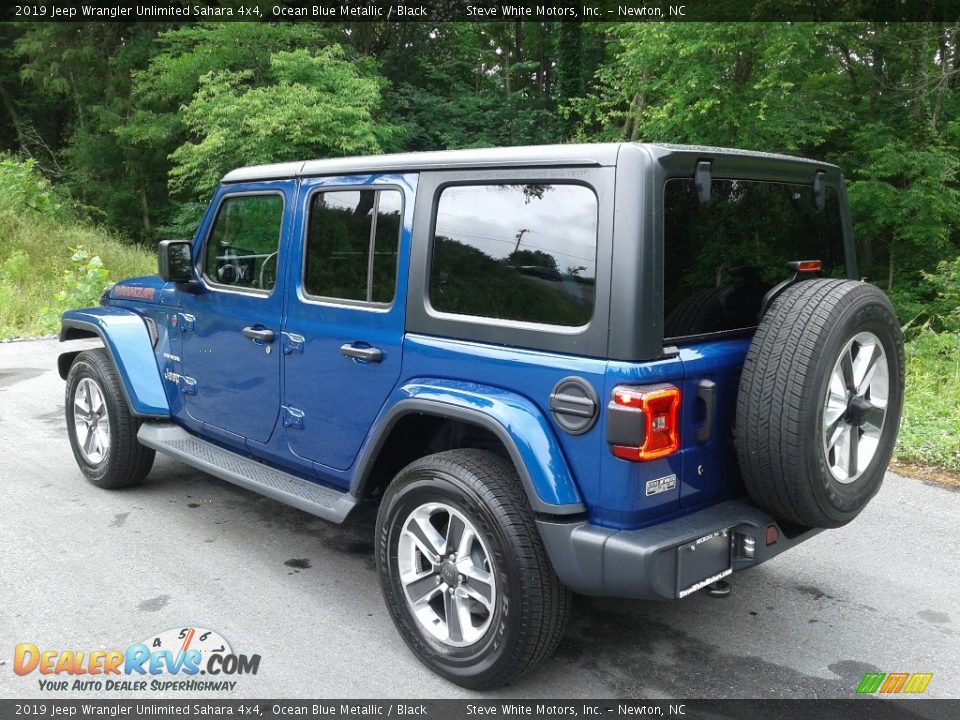 2019 Jeep Wrangler Unlimited Sahara 4x4 Ocean Blue Metallic / Black Photo #8