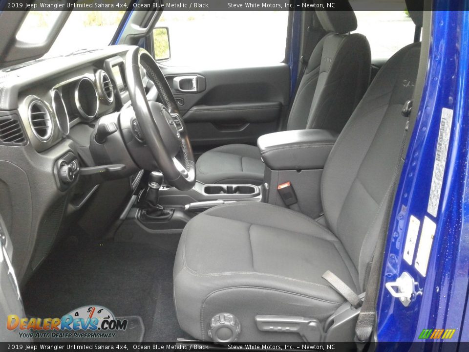 2019 Jeep Wrangler Unlimited Sahara 4x4 Ocean Blue Metallic / Black Photo #10