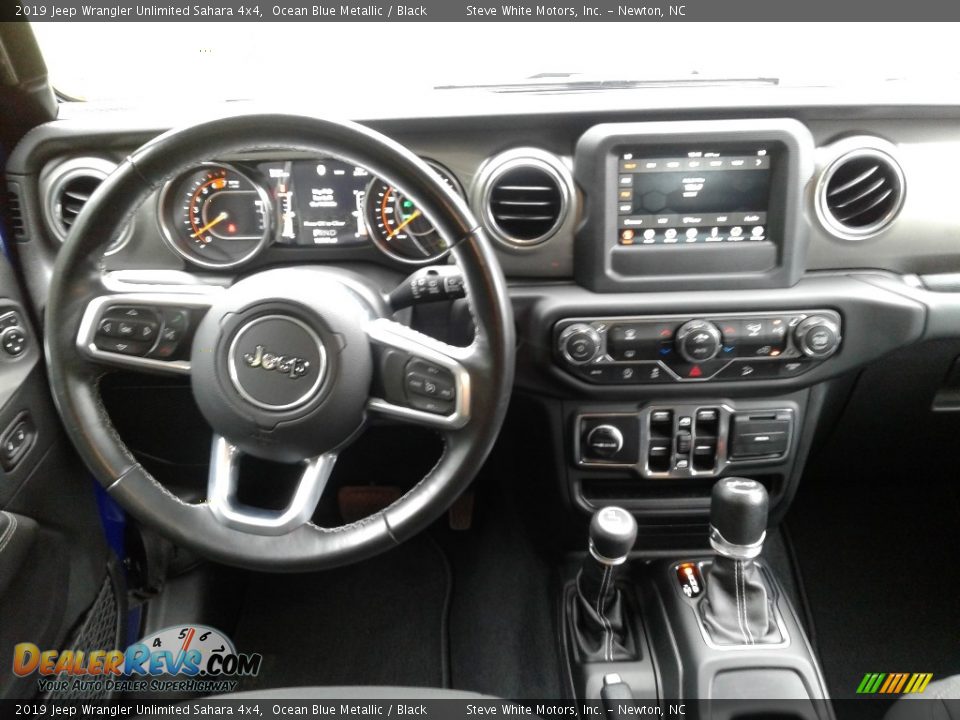 2019 Jeep Wrangler Unlimited Sahara 4x4 Ocean Blue Metallic / Black Photo #14