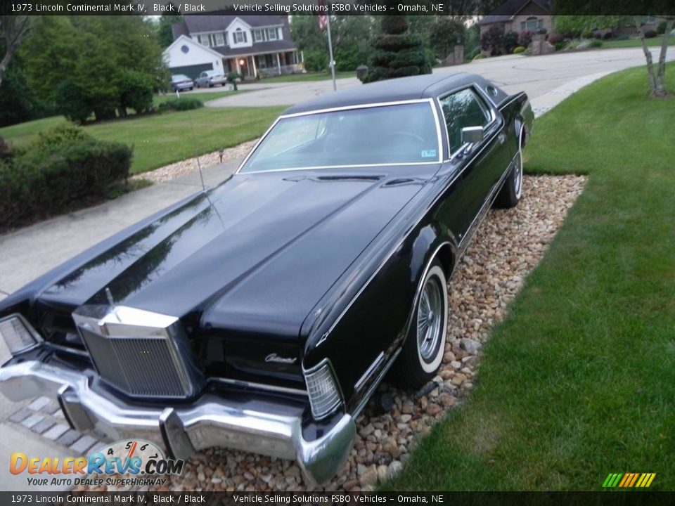Front 3/4 View of 1973 Lincoln Continental Mark IV Photo #1