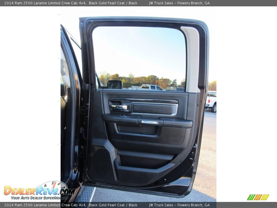 Door Panel of 2014 Ram 2500 Laramie Limited Crew Cab 4x4 Photo #29