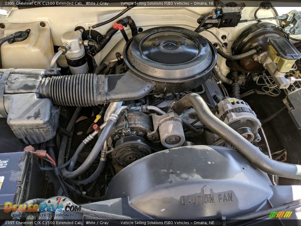 1995 Chevrolet C/K C1500 Extended Cab 5.7 Liter OHV 16-Valve V8 Engine Photo #4