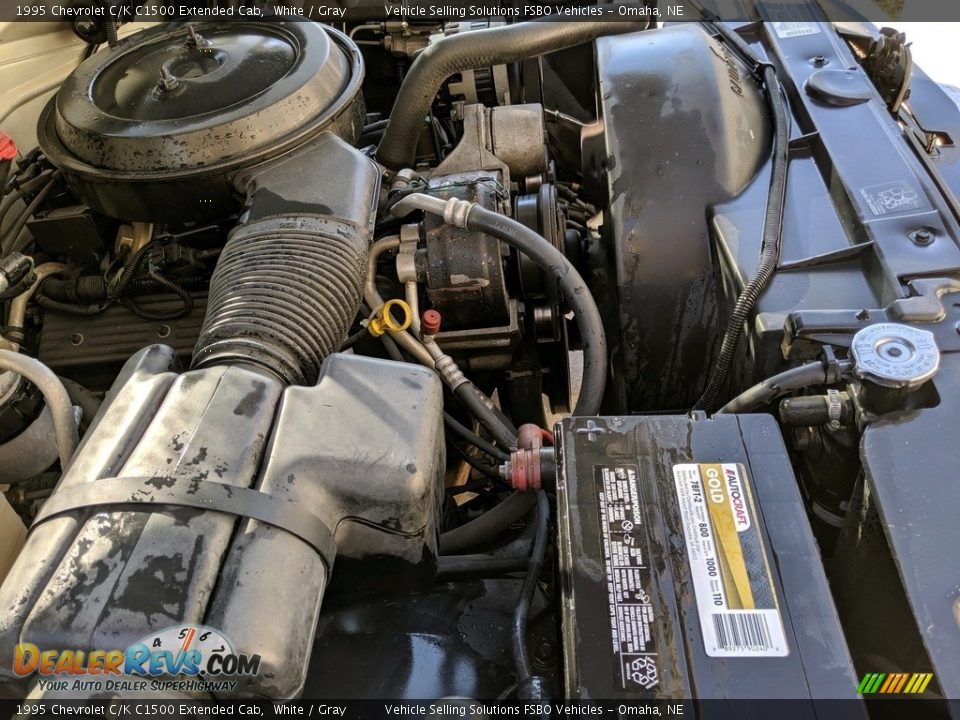 1995 Chevrolet C/K C1500 Extended Cab 5.7 Liter OHV 16-Valve V8 Engine Photo #13