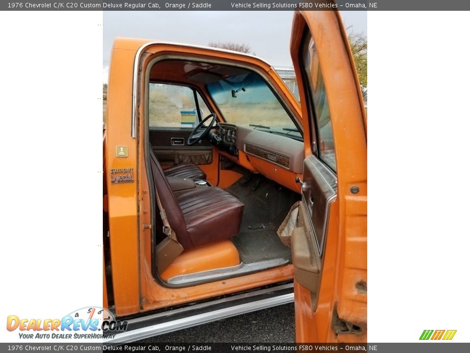 Front Seat of 1976 Chevrolet C/K C20 Custom Deluxe Regular Cab Photo #4