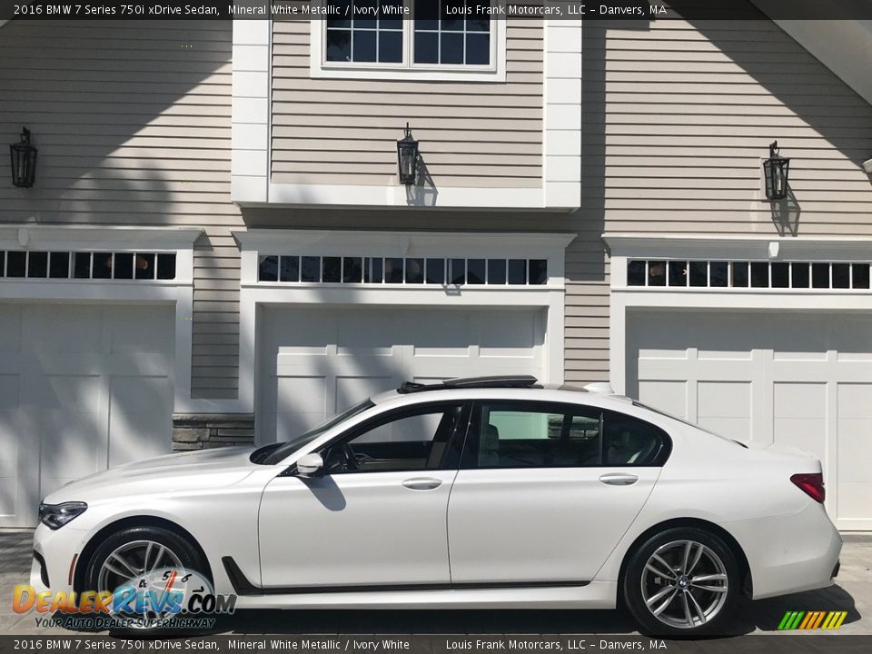 2016 BMW 7 Series 750i xDrive Sedan Mineral White Metallic / Ivory White Photo #2