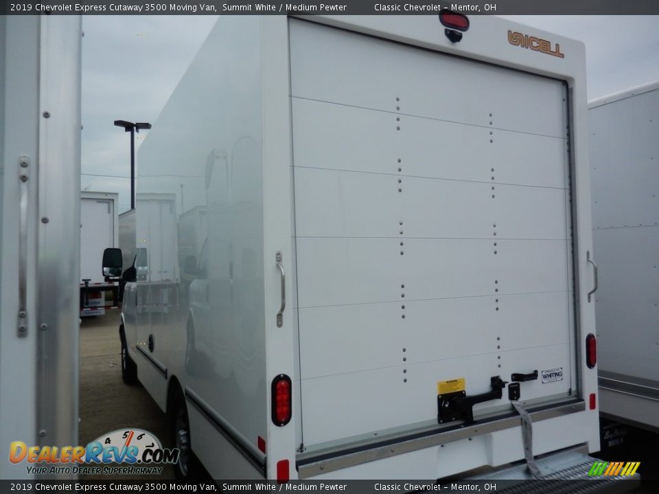 2019 Chevrolet Express Cutaway 3500 Moving Van Summit White / Medium Pewter Photo #5