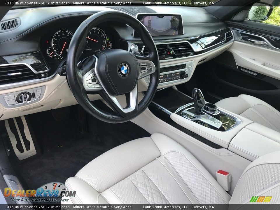 2016 BMW 7 Series 750i xDrive Sedan Mineral White Metallic / Ivory White Photo #9