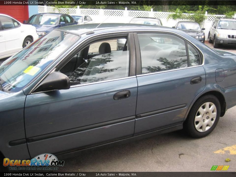 1998 Honda Civic LX Sedan Cyclone Blue Metallic / Gray Photo #9