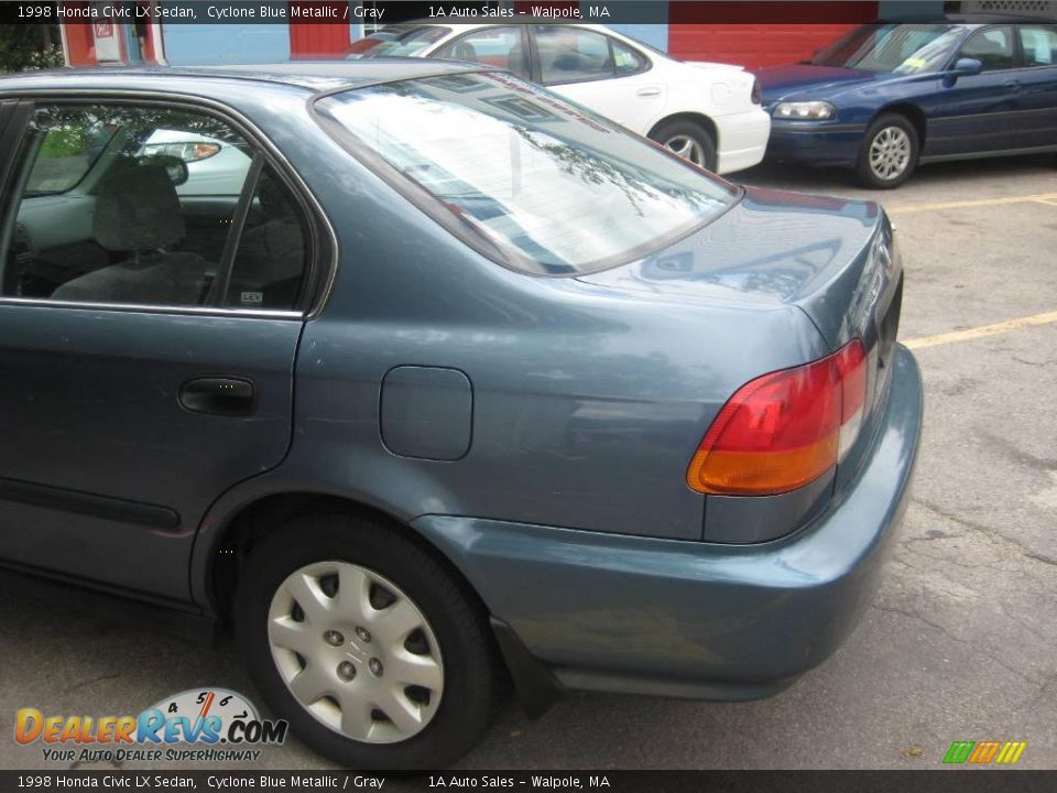 1998 Honda Civic LX Sedan Cyclone Blue Metallic / Gray Photo #10