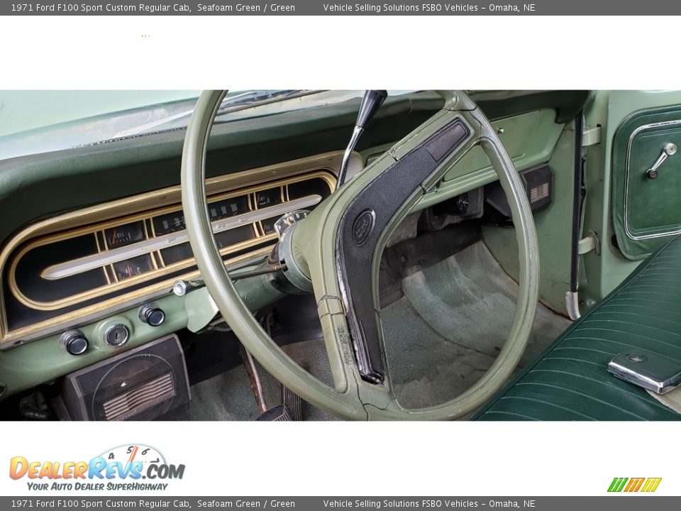 1971 Ford F100 Sport Custom Regular Cab Steering Wheel Photo #2