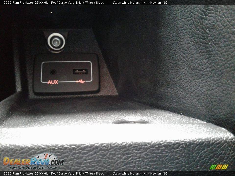 2020 Ram ProMaster 2500 High Roof Cargo Van Bright White / Black Photo #19