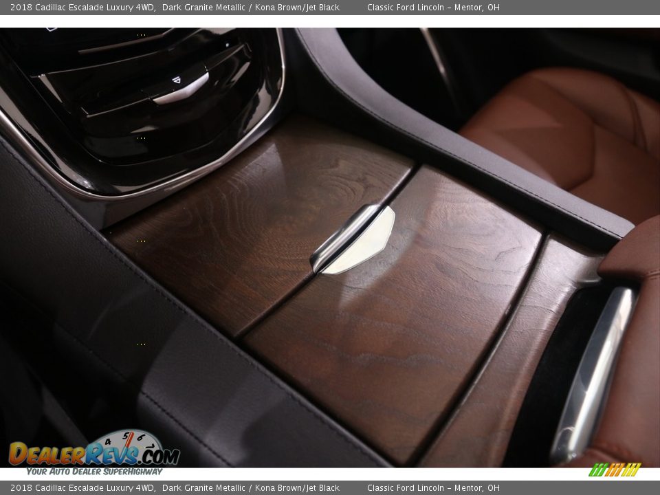 2018 Cadillac Escalade Luxury 4WD Dark Granite Metallic / Kona Brown/Jet Black Photo #24